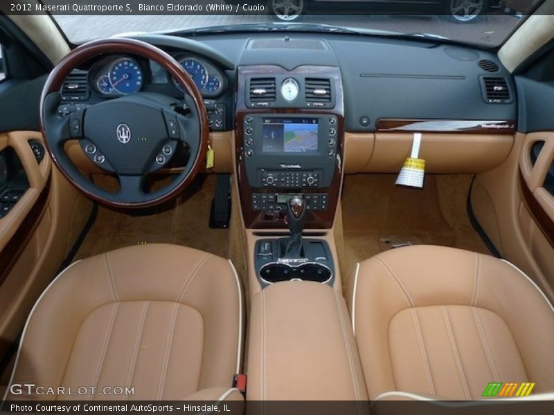 Dashboard of 2012 Quattroporte S