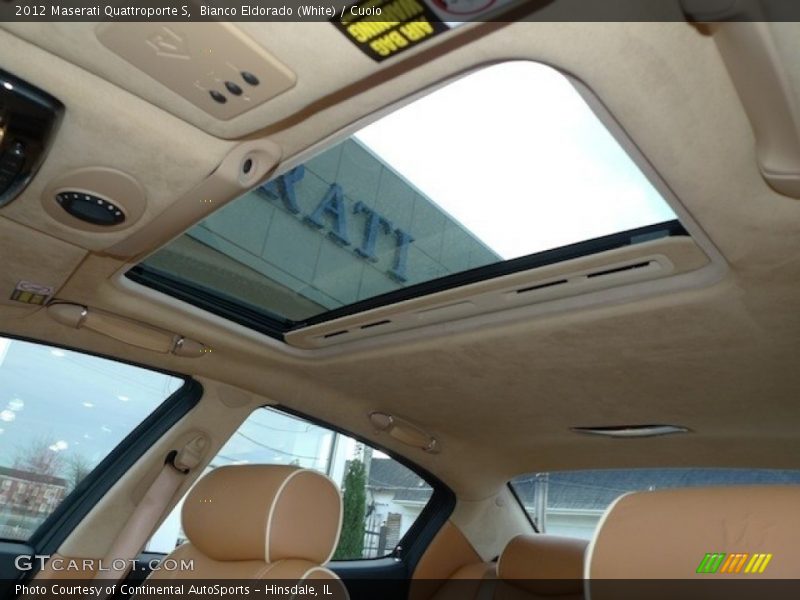 Sunroof of 2012 Quattroporte S