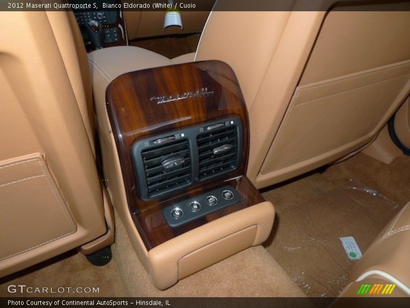 Controls of 2012 Quattroporte S