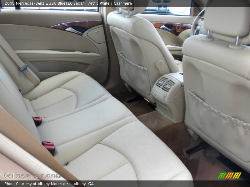 Arctic White / Cashmere 2008 Mercedes-Benz E 320 BlueTEC Sedan