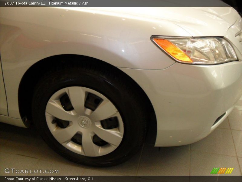 Titanium Metallic / Ash 2007 Toyota Camry LE