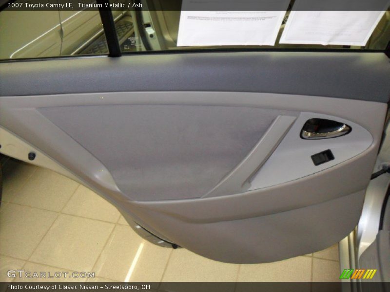 Titanium Metallic / Ash 2007 Toyota Camry LE