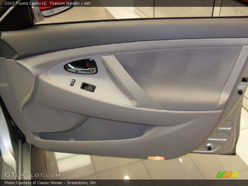 Titanium Metallic / Ash 2007 Toyota Camry LE