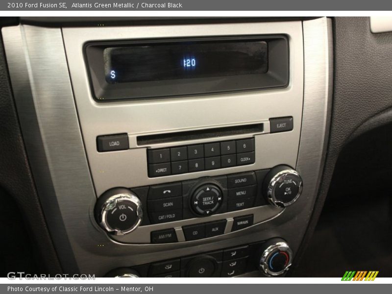 Atlantis Green Metallic / Charcoal Black 2010 Ford Fusion SE