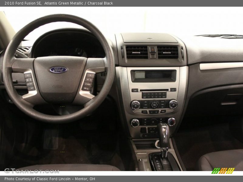 Atlantis Green Metallic / Charcoal Black 2010 Ford Fusion SE