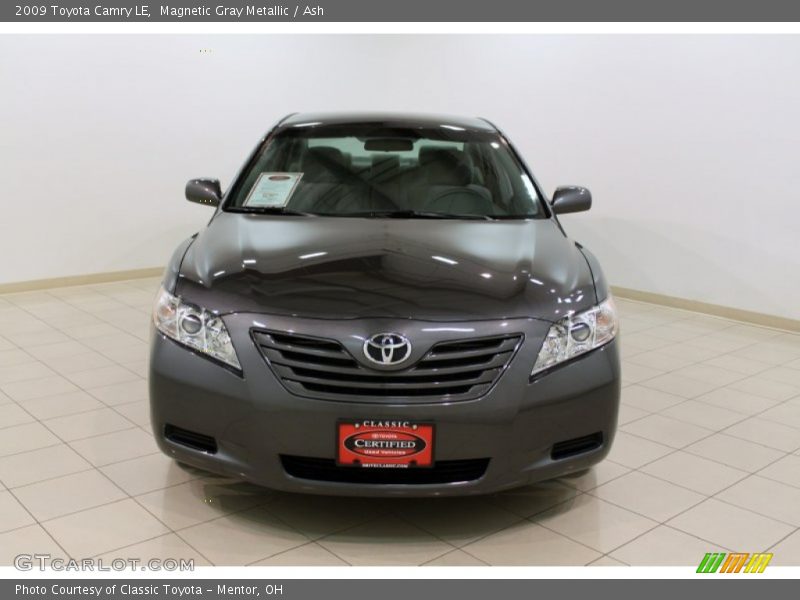 Magnetic Gray Metallic / Ash 2009 Toyota Camry LE