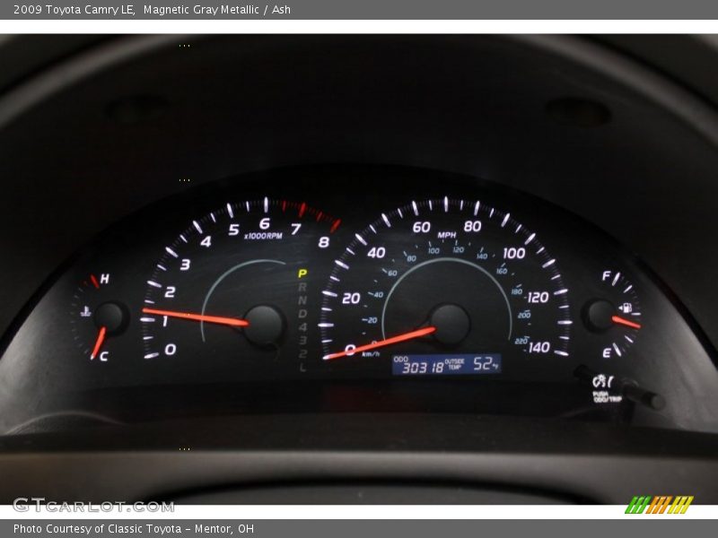 Magnetic Gray Metallic / Ash 2009 Toyota Camry LE