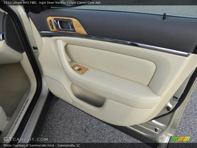 Ingot Silver Metallic / Light Camel/Olive Ash 2010 Lincoln MKS FWD