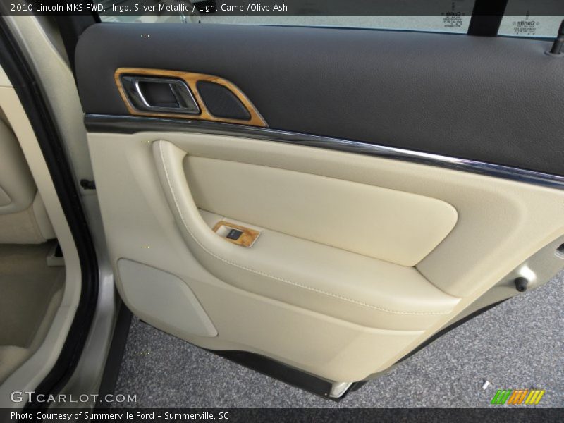 Ingot Silver Metallic / Light Camel/Olive Ash 2010 Lincoln MKS FWD