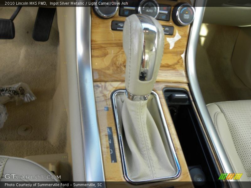 Ingot Silver Metallic / Light Camel/Olive Ash 2010 Lincoln MKS FWD