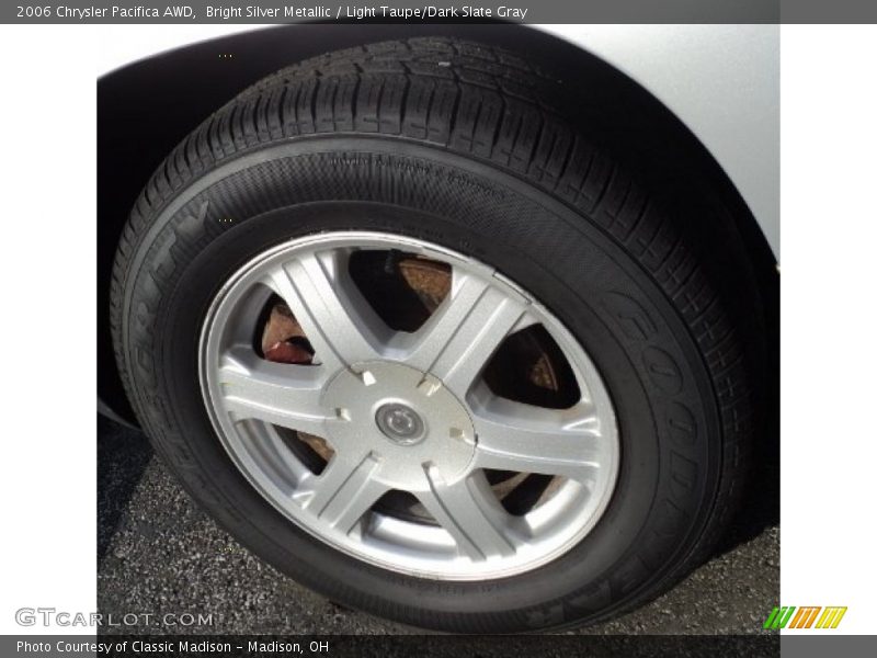 Bright Silver Metallic / Light Taupe/Dark Slate Gray 2006 Chrysler Pacifica AWD