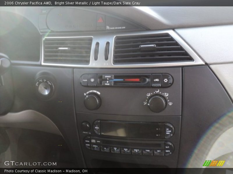 Bright Silver Metallic / Light Taupe/Dark Slate Gray 2006 Chrysler Pacifica AWD
