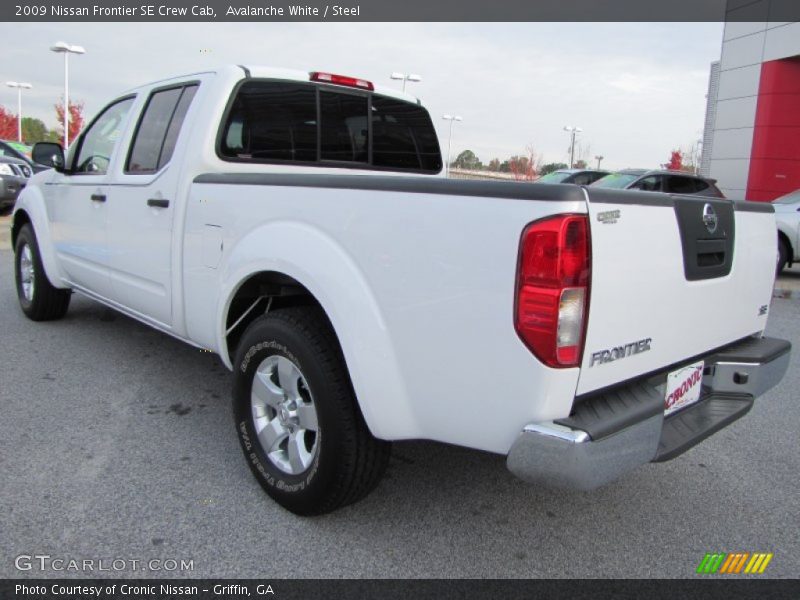 Avalanche White / Steel 2009 Nissan Frontier SE Crew Cab