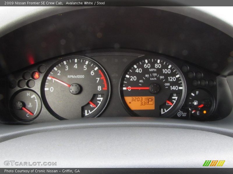 Avalanche White / Steel 2009 Nissan Frontier SE Crew Cab