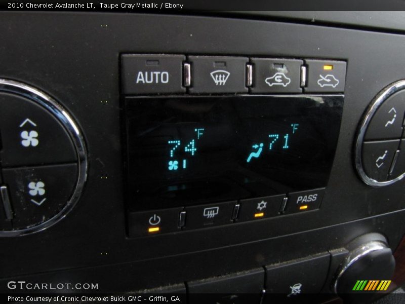Taupe Gray Metallic / Ebony 2010 Chevrolet Avalanche LT