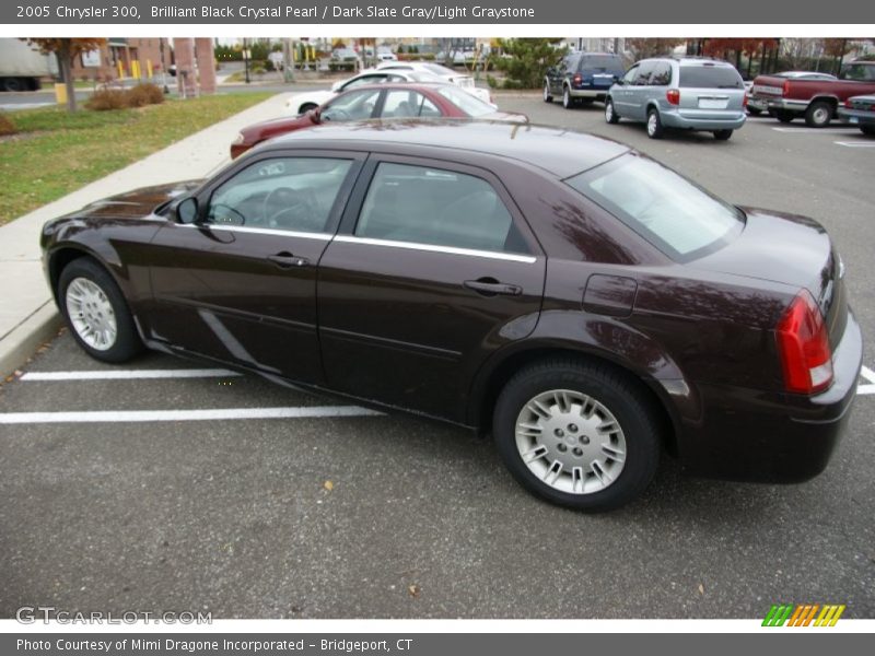 Brilliant Black Crystal Pearl / Dark Slate Gray/Light Graystone 2005 Chrysler 300
