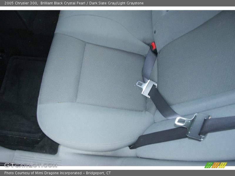 Brilliant Black Crystal Pearl / Dark Slate Gray/Light Graystone 2005 Chrysler 300