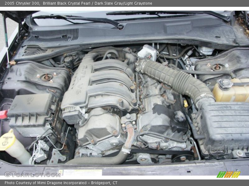 Brilliant Black Crystal Pearl / Dark Slate Gray/Light Graystone 2005 Chrysler 300