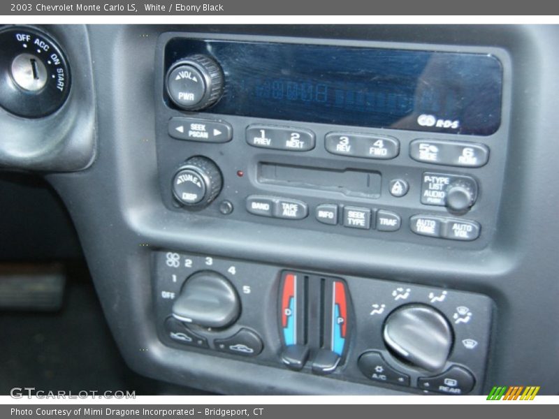 White / Ebony Black 2003 Chevrolet Monte Carlo LS