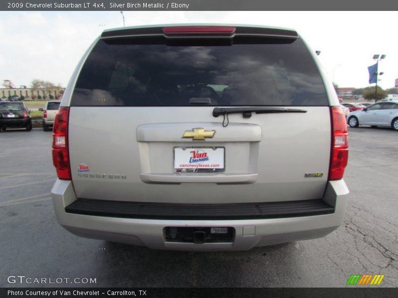 Silver Birch Metallic / Ebony 2009 Chevrolet Suburban LT 4x4