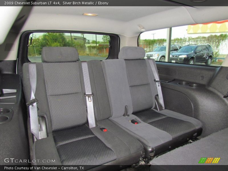 Silver Birch Metallic / Ebony 2009 Chevrolet Suburban LT 4x4