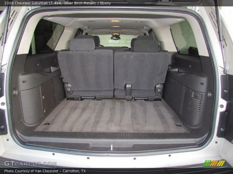 Silver Birch Metallic / Ebony 2009 Chevrolet Suburban LT 4x4