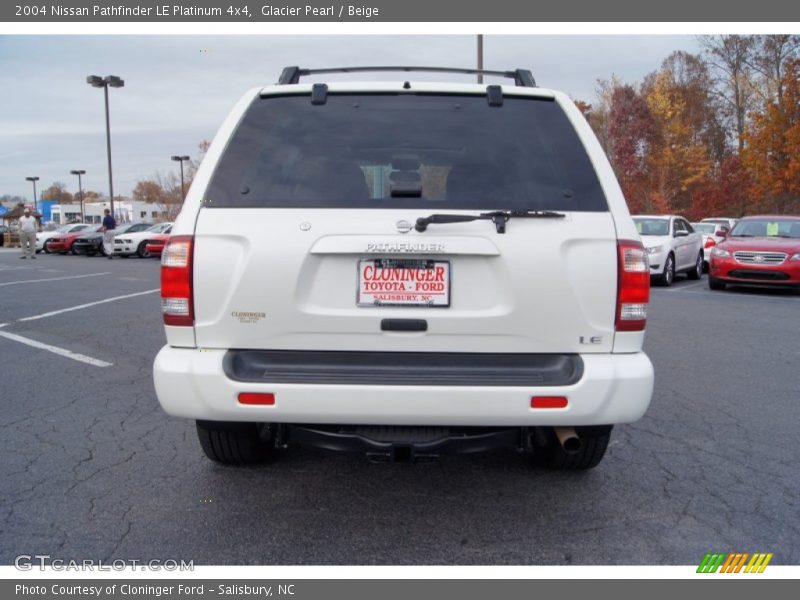 Glacier Pearl / Beige 2004 Nissan Pathfinder LE Platinum 4x4