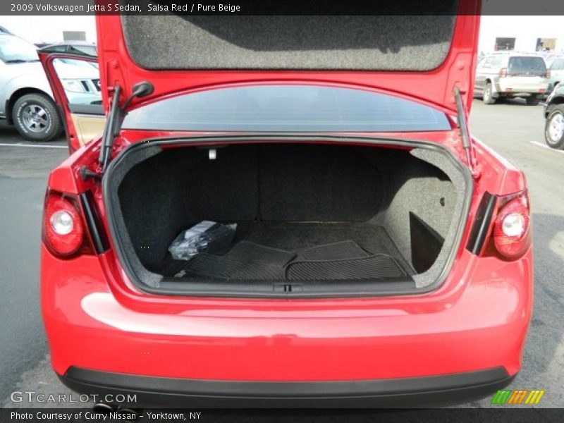 Salsa Red / Pure Beige 2009 Volkswagen Jetta S Sedan