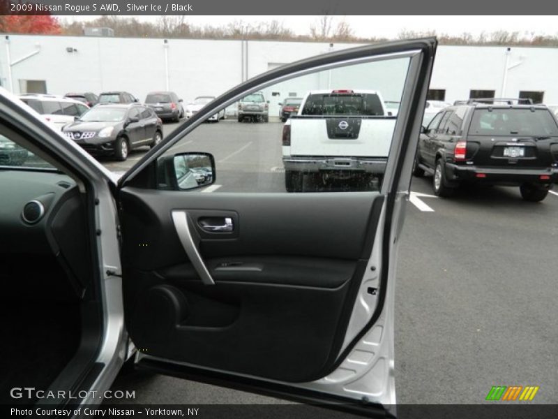 Silver Ice / Black 2009 Nissan Rogue S AWD