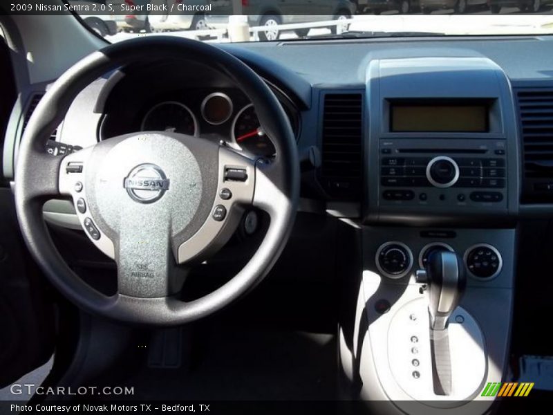 Super Black / Charcoal 2009 Nissan Sentra 2.0 S