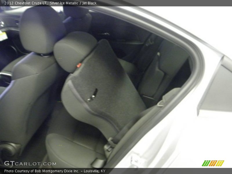Silver Ice Metallic / Jet Black 2012 Chevrolet Cruze LT