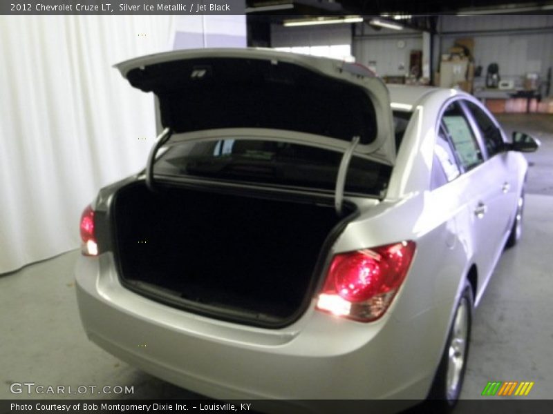 Silver Ice Metallic / Jet Black 2012 Chevrolet Cruze LT