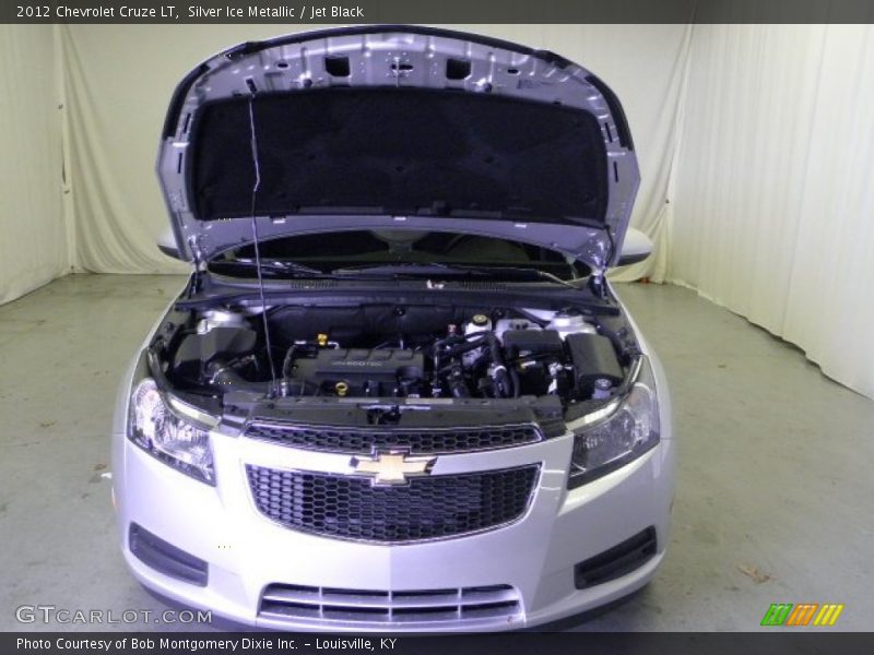 Silver Ice Metallic / Jet Black 2012 Chevrolet Cruze LT