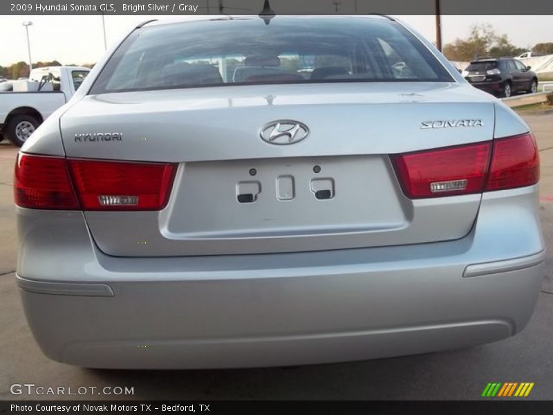 Bright Silver / Gray 2009 Hyundai Sonata GLS