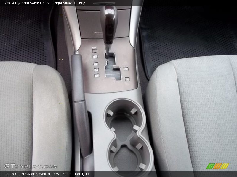 Bright Silver / Gray 2009 Hyundai Sonata GLS