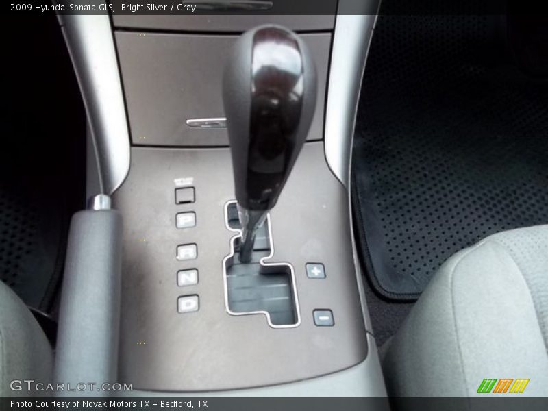 Bright Silver / Gray 2009 Hyundai Sonata GLS