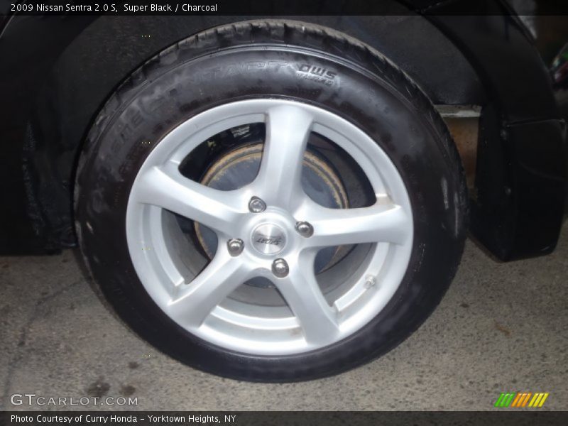 Super Black / Charcoal 2009 Nissan Sentra 2.0 S