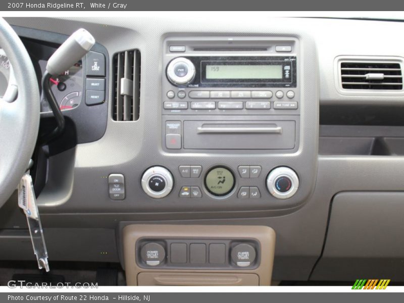 White / Gray 2007 Honda Ridgeline RT