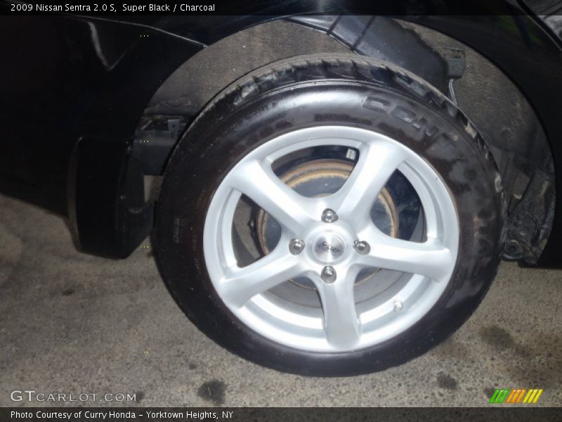 Super Black / Charcoal 2009 Nissan Sentra 2.0 S