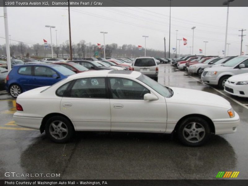Diamond White Pearl / Gray 1998 Toyota Avalon XLS