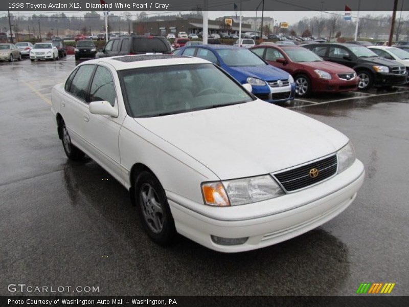 Diamond White Pearl / Gray 1998 Toyota Avalon XLS