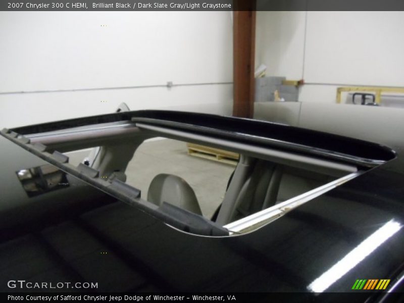 Brilliant Black / Dark Slate Gray/Light Graystone 2007 Chrysler 300 C HEMI