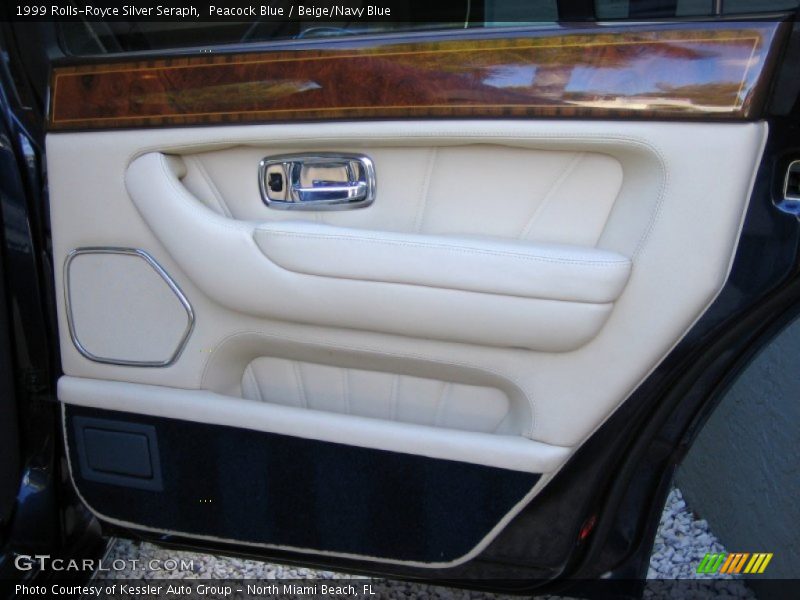 Door Panel of 1999 Silver Seraph 