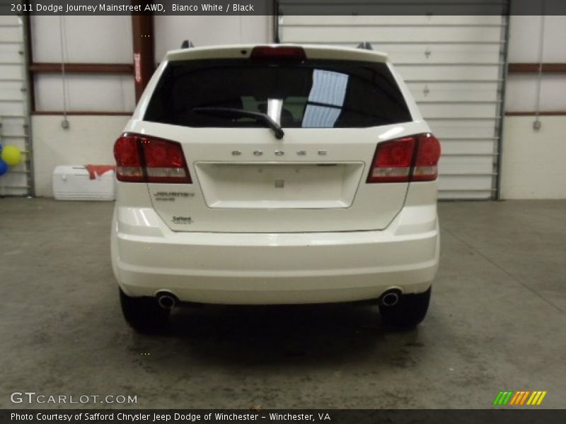 Bianco White / Black 2011 Dodge Journey Mainstreet AWD