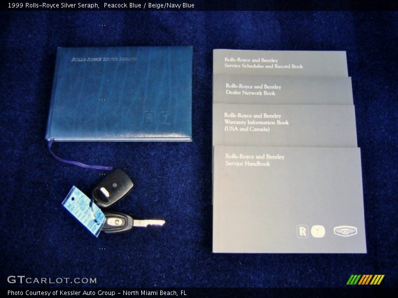 Owners manuals and keys - 1999 Rolls-Royce Silver Seraph 