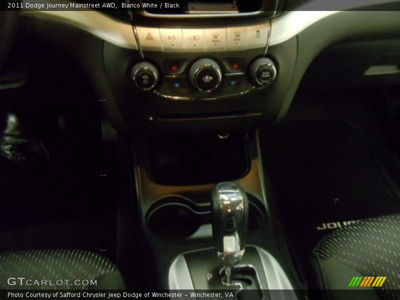 Bianco White / Black 2011 Dodge Journey Mainstreet AWD