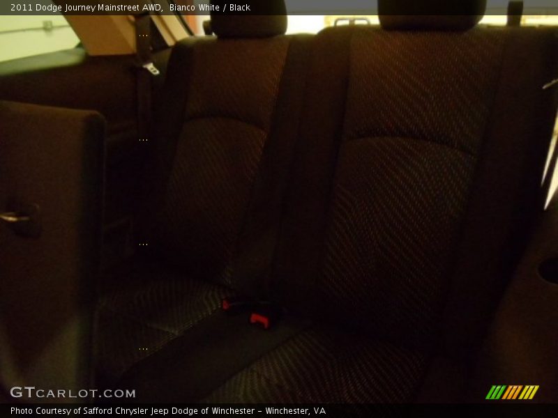 Bianco White / Black 2011 Dodge Journey Mainstreet AWD