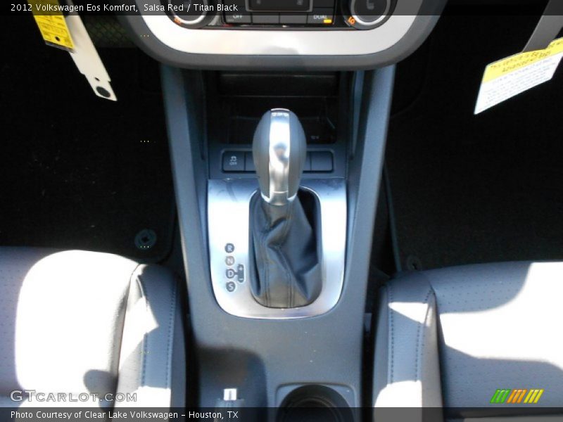 Salsa Red / Titan Black 2012 Volkswagen Eos Komfort