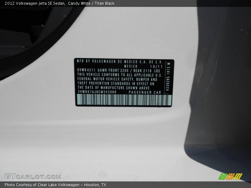 Candy White / Titan Black 2012 Volkswagen Jetta SE Sedan