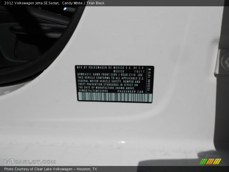 Candy White / Titan Black 2012 Volkswagen Jetta SE Sedan